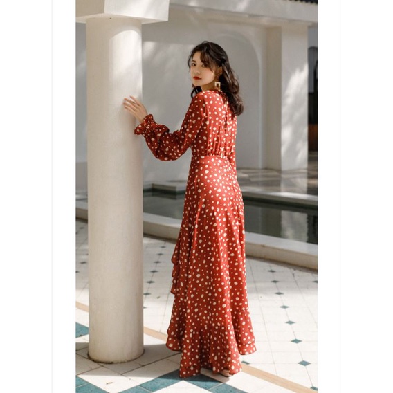 Đầm maxi đuôi cá dài tay chấm vệt màu đỏ rượu HDC85 Hỉn Hỉn Store