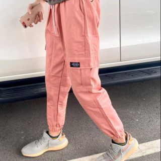 QUẦN KAKI TÚI HỘP MÀU HỒNG