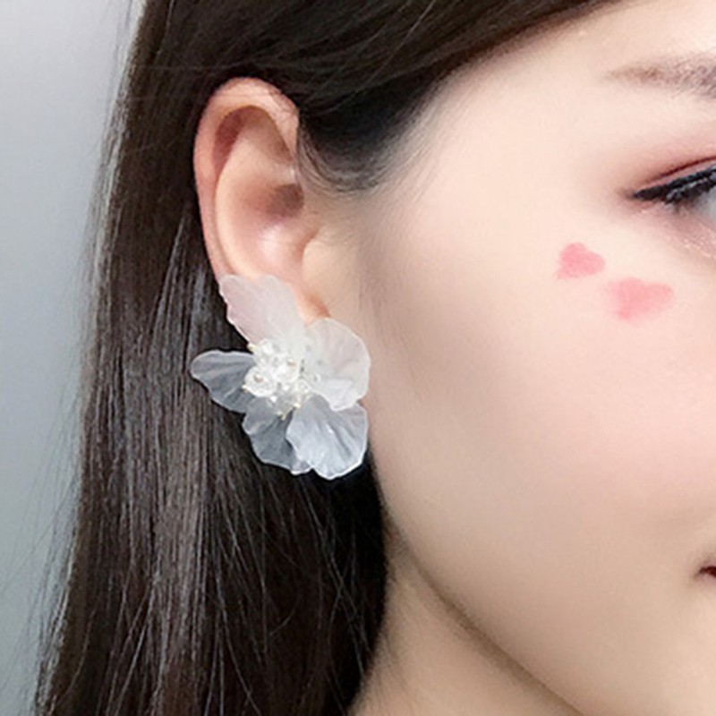 Hoa Tai Hình Hoa Phong Cách Hàn Quốc Cho Nữ