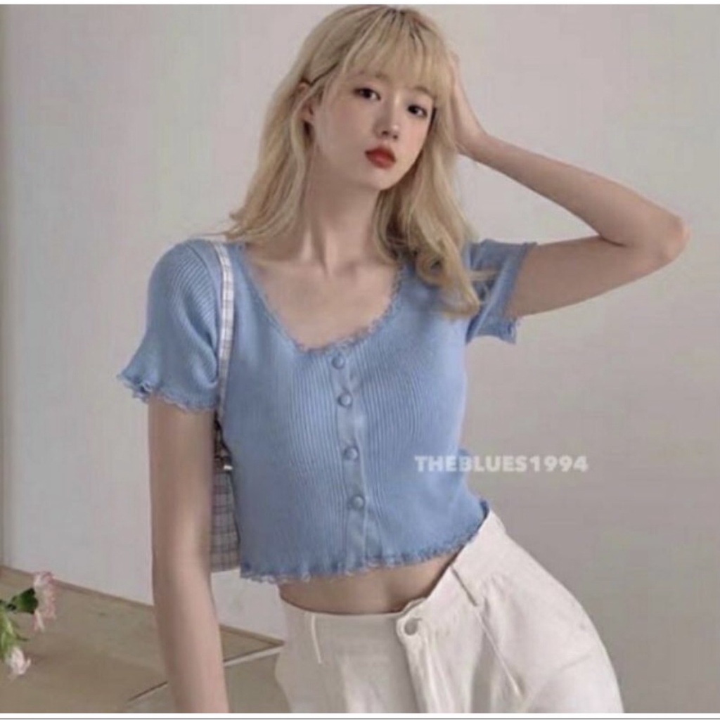 ÁO KIỂU CROPTOP NÚT PHỐI REN
