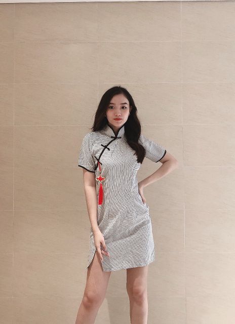 Đầm sườn xám caro