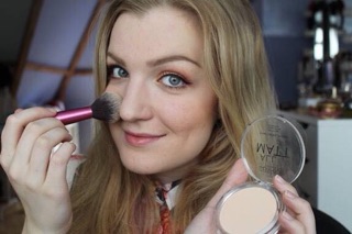 Phấn phủ Catrice all matt plus shine control poweder