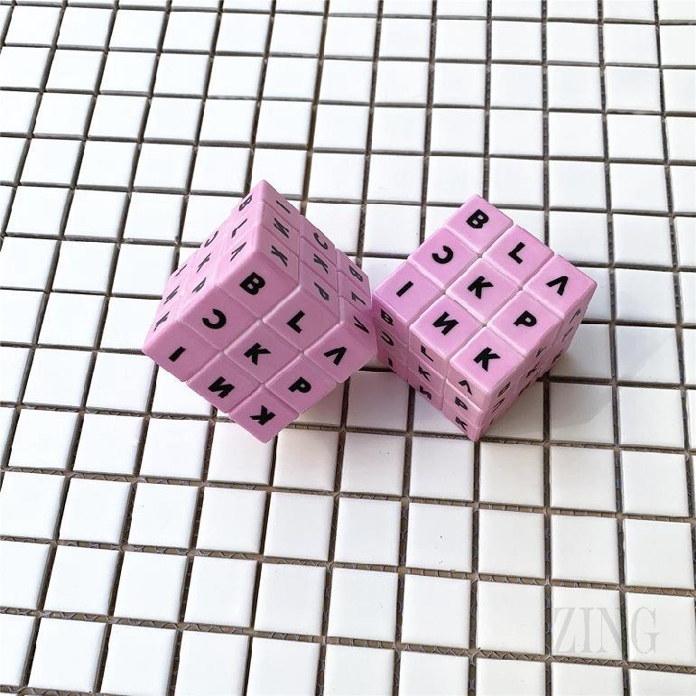 Đồ chơi khối rubik in chữ Blackpink