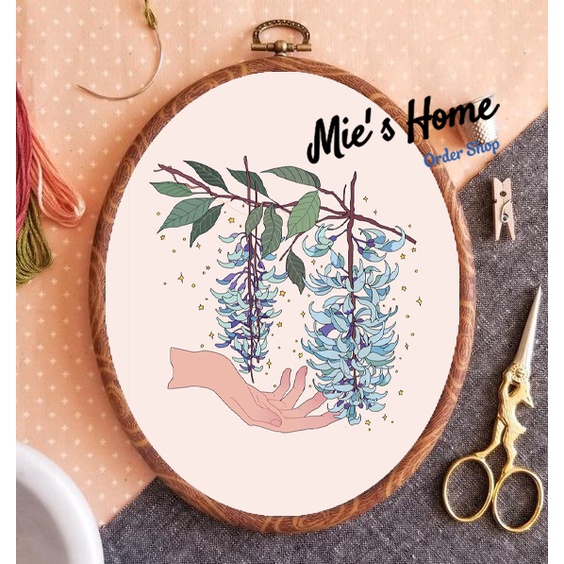 Bộ Kit DIY tập thêu HOA MÙA THU đầy đủ KIM chỉ vải tự làm quà tặng ý nghĩa- HOOP TRANG TRÍ THỦ CÔNG MIE HANDMADE SHOP