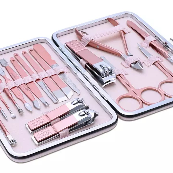 Bộ bấm móng tay 18 chi tiết màu hồng cao cấp tiện dụng