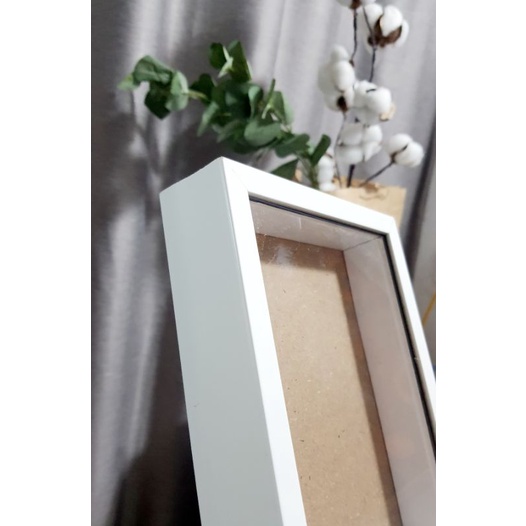 Khung 3D hộp sâu 3cm mặt khung bản 1.3cm, lòng 12*12, 15*20, 15*15, 20*20 , 20*30 chưa kèm trang trí