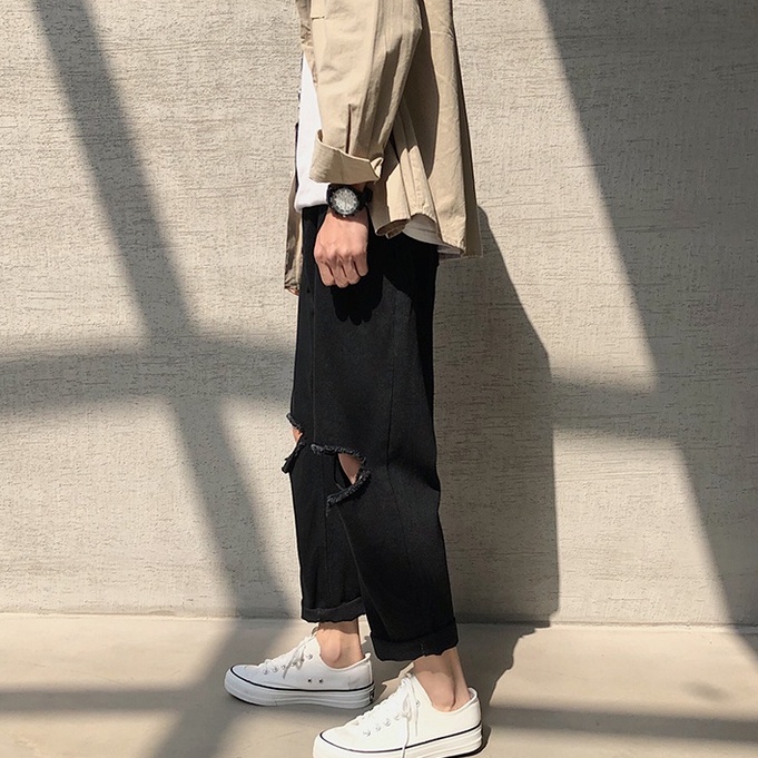 Quần Jean Baggy đen nam nữ ống rộng , rách gối , không phai màu - R06