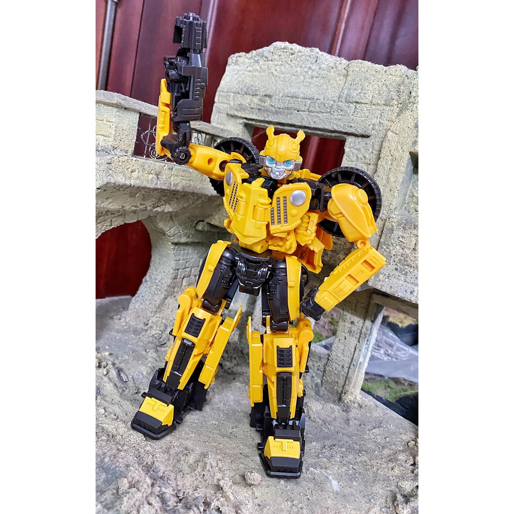 Xả Hàng] Mô hình Bumble bee Black Mamba Studio Series