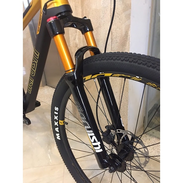 Xe đạp địa hình thương hiệu đến từ Nhật Bản Maruishi UNZEN khung hợp Carbon siêu nhẹ, đùi trục rỗng, 30 tốc độ