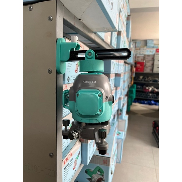 Máy 12 tia lazer bóng led - máy cân bằng lazer 12 tia koseco