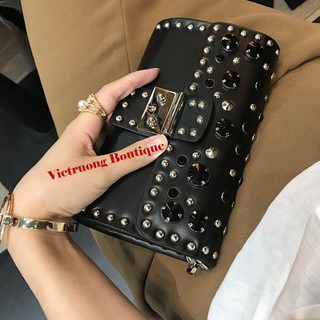 Clutch nữ cầm tay đinh tán