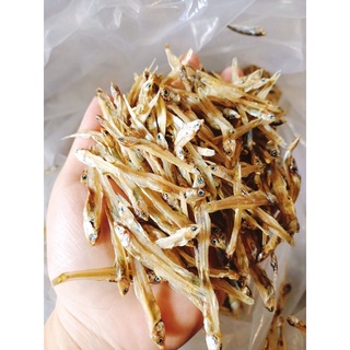 Cá cơm khô đặc biệt