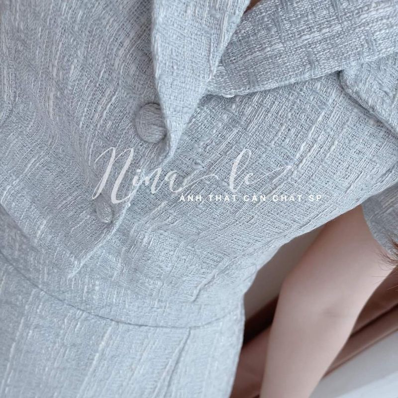 Set dạ tweed xanh gồm áo croptop và chân váy đuôi cá