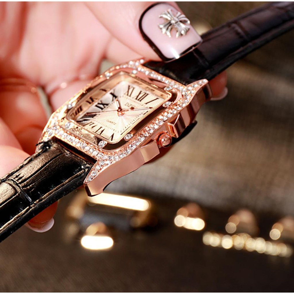 [Mã FAMARAL2 giảm 10K đơn 50K] [CỰC ĐẸP] ĐỒNG HỒ NỮ DÂY DA DZG QUARTZ ĐÍNH XOÀN LA MÃ PHONG CÁCH HÀN QUỐC | BigBuy360 - bigbuy360.vn