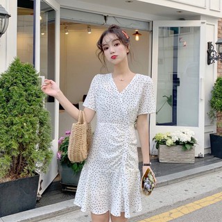 Đầm váy freesize bi trắng cổ V