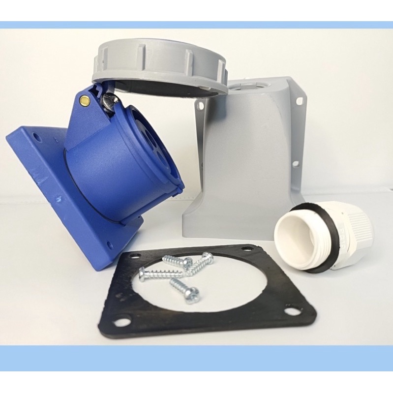 Ổ cắm công nghiệp gắn tường 1 pha 3 chấu 16A IP67
