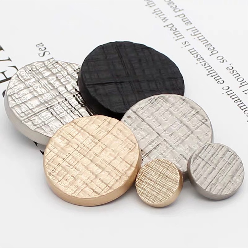 10 cái / lốc Nguồn cung cấp may thủ công Nút kim loại cho quần áo Nút áo khoác sọc vàng Nút bấm 20mm để may và gia công kim