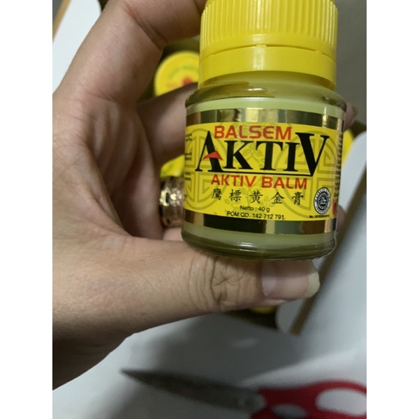 1 hủ cù là vàng Balsem Aktiv Indonesia 40g