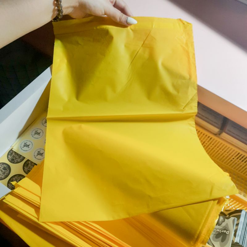 [PASS] Túi niêm phong màu vàng tươi có keo dán size 25x35cm gói hàng dành cho shop
