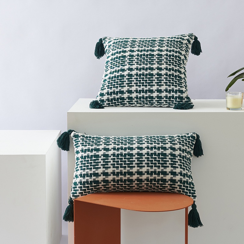 Vỏ Gối Tựa Lưng Sofa Đan Caro Bông Dệt Sợi Tua Rua Rustic