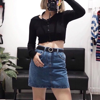 CropTop Gân Tay Dài Gài Nút