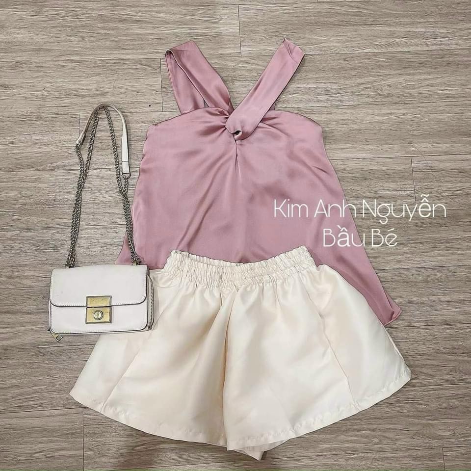 Set đồ nữ - Áo yếm lụa hồng kèm quần sooc be siêu đẹp Zulyshop | BigBuy360 - bigbuy360.vn