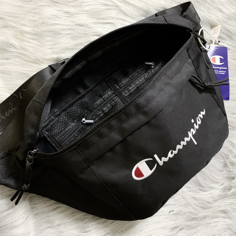 Túi đeo chéo Champion, Cặp đeo chéo Champion Bag, 2 size, Chất liệu Vải Canvas BapeVN