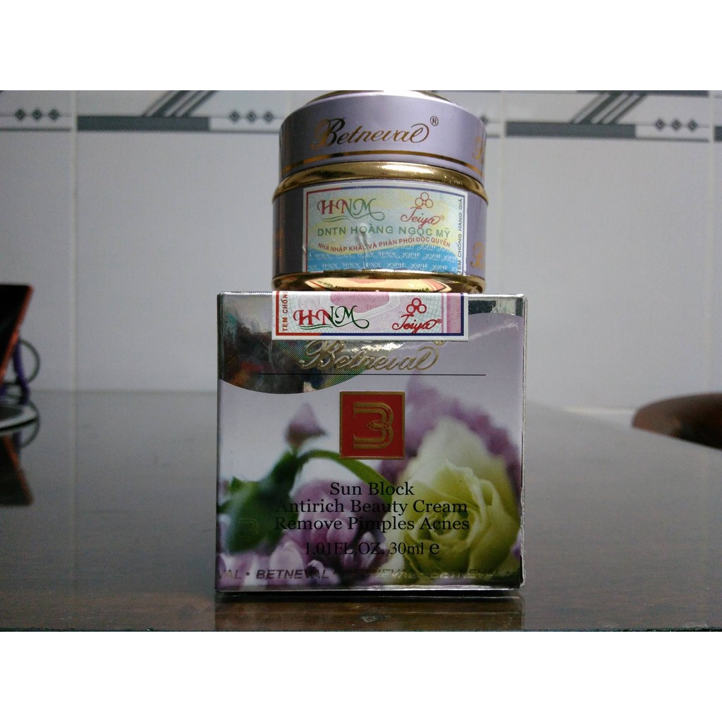 BETNEVAL - KEM DƯỠNG DA NGÀY VÀ ĐÊM 30g