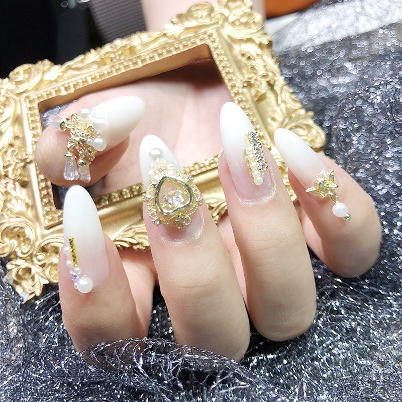 Khung chụp ảnh nail móng tay