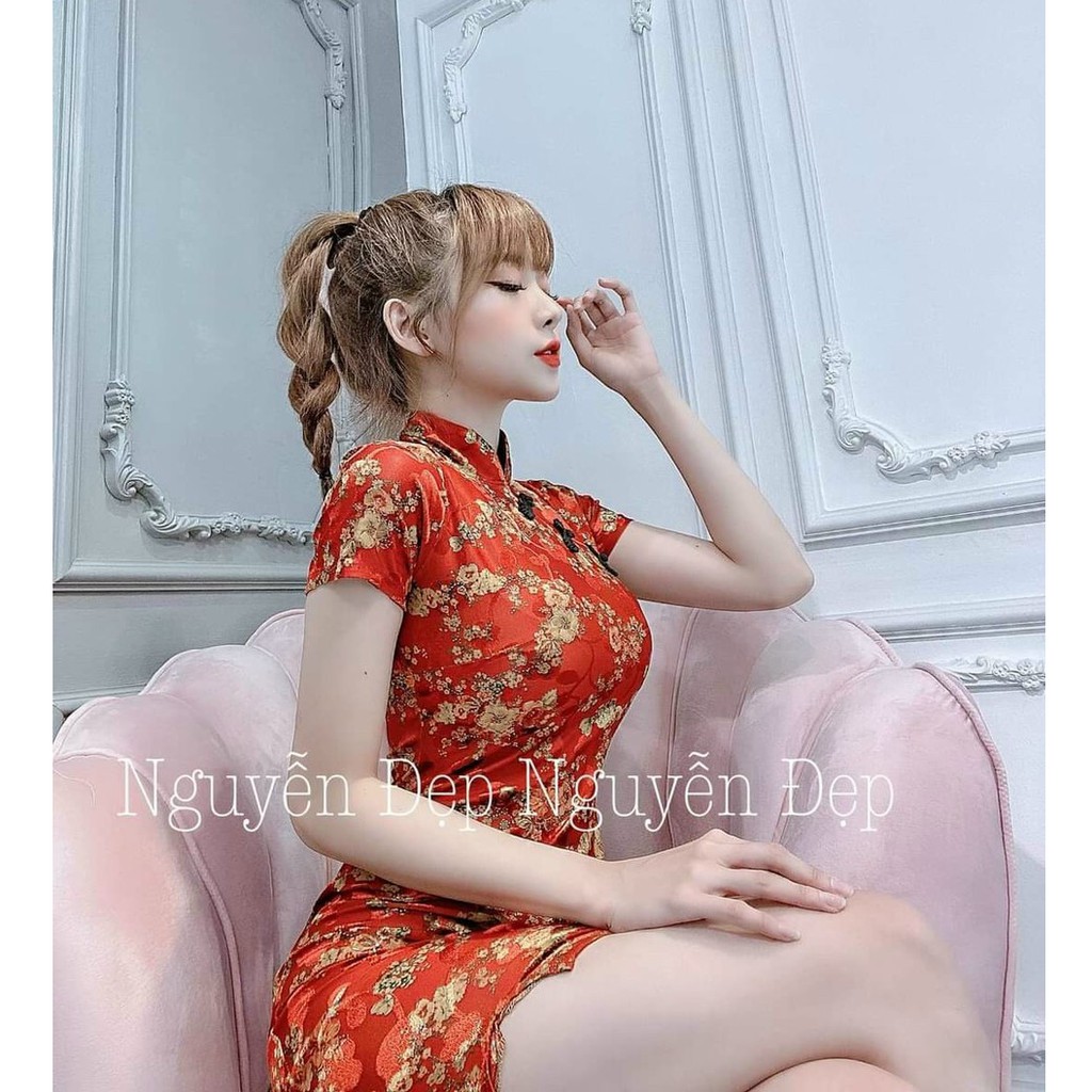 Đầm đỏ sườn xám hoa mai xịn xò