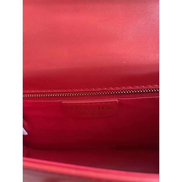 Túi đeo chéo khóa CD