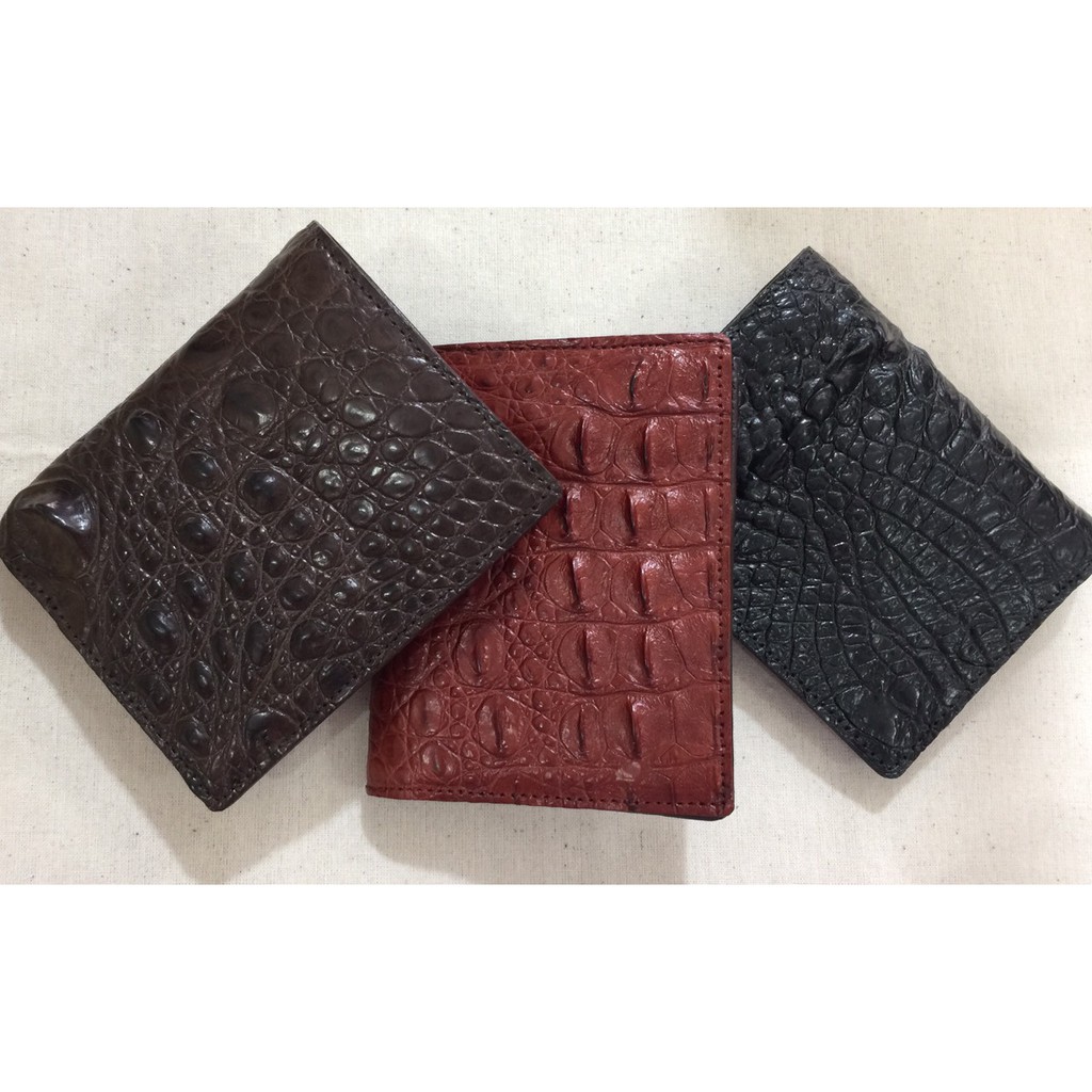 Cá sấu nguyên con trưng bày đã qua sử lý