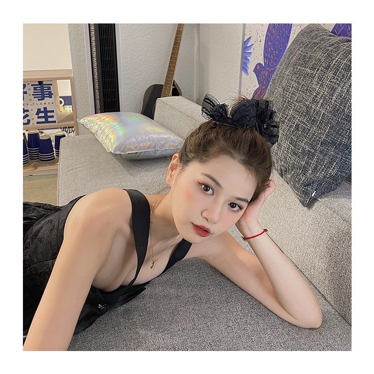 Kẹp tóc thắt nơ hai bên xu hướng thịnh hành Hàn Quốc