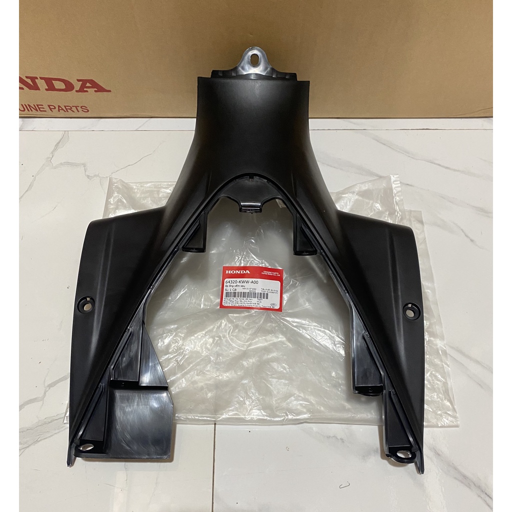 Ốp ống yếm sau HONDA WAVE S110, RSX110 năm 2009-2010.