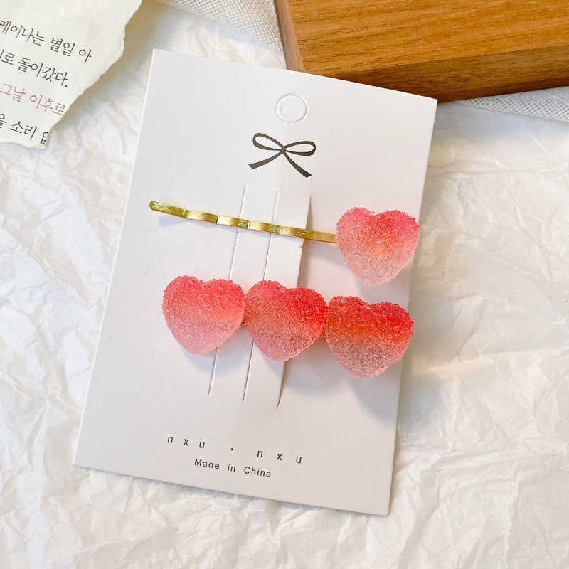 Kẹp tóc kiểu dáng ngọt ngào cho nữ