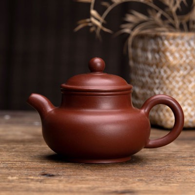 Ấm trà dáng phỏng cổ đất chu sa tại Hà Nội - ấm trung (loại 130 - 140ml)