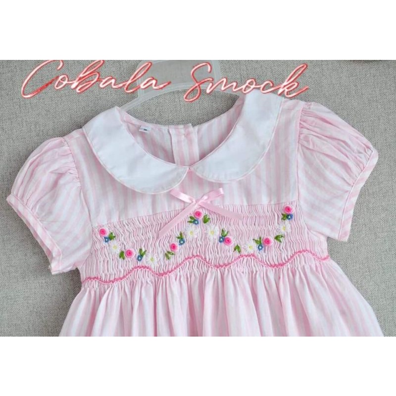 ĐẦM SMOCK THÊU TAY HỒNG CỔ SEN.