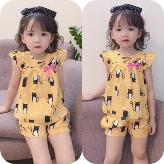Bộ lanh lụa bé gái