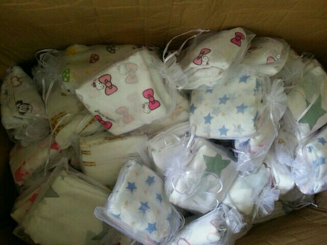 Túi 10 khăn sữa aden sợi tre an toàn cho bé
