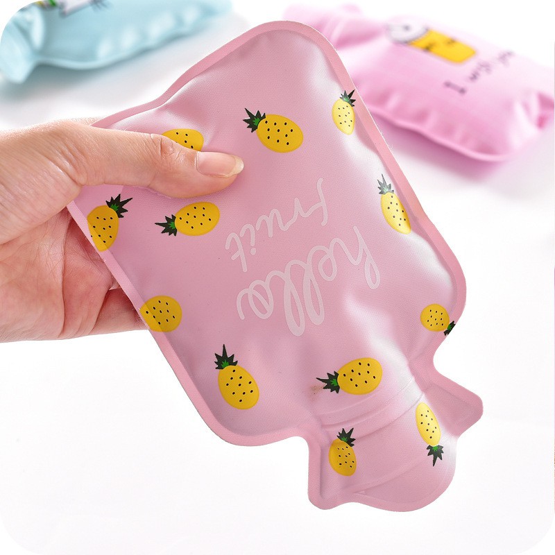Túi chườm nóng lạnh mini đáng yêu - Gồm có 2 màu: hồng và xanh.