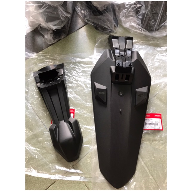 Bộ Dè Sau Winner V1 2 Món