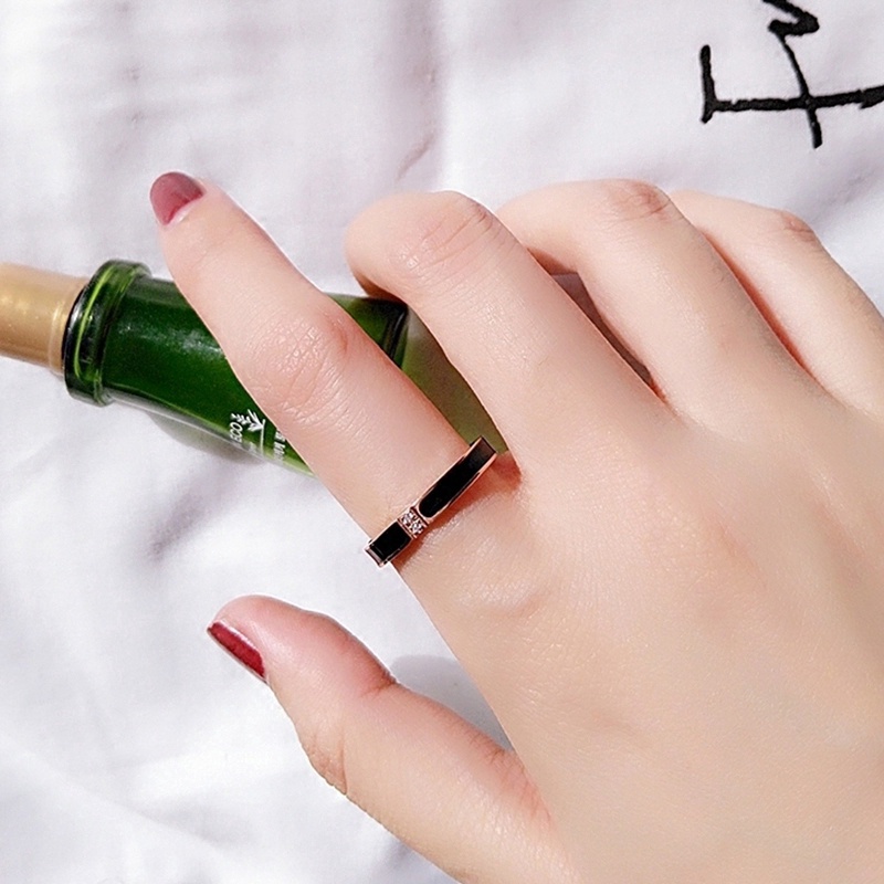 Nhẫn cưới bằng thép titan chống gỉ đính kim cương giả màu vàng hồng thời trang cho cặp đôi