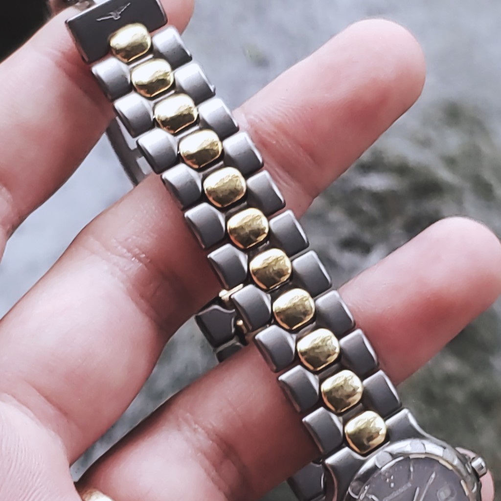 Đồng hồ 2nd Nữ Longines.