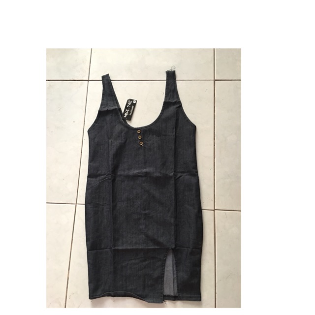 Yếm bé tặng kèm áo thun