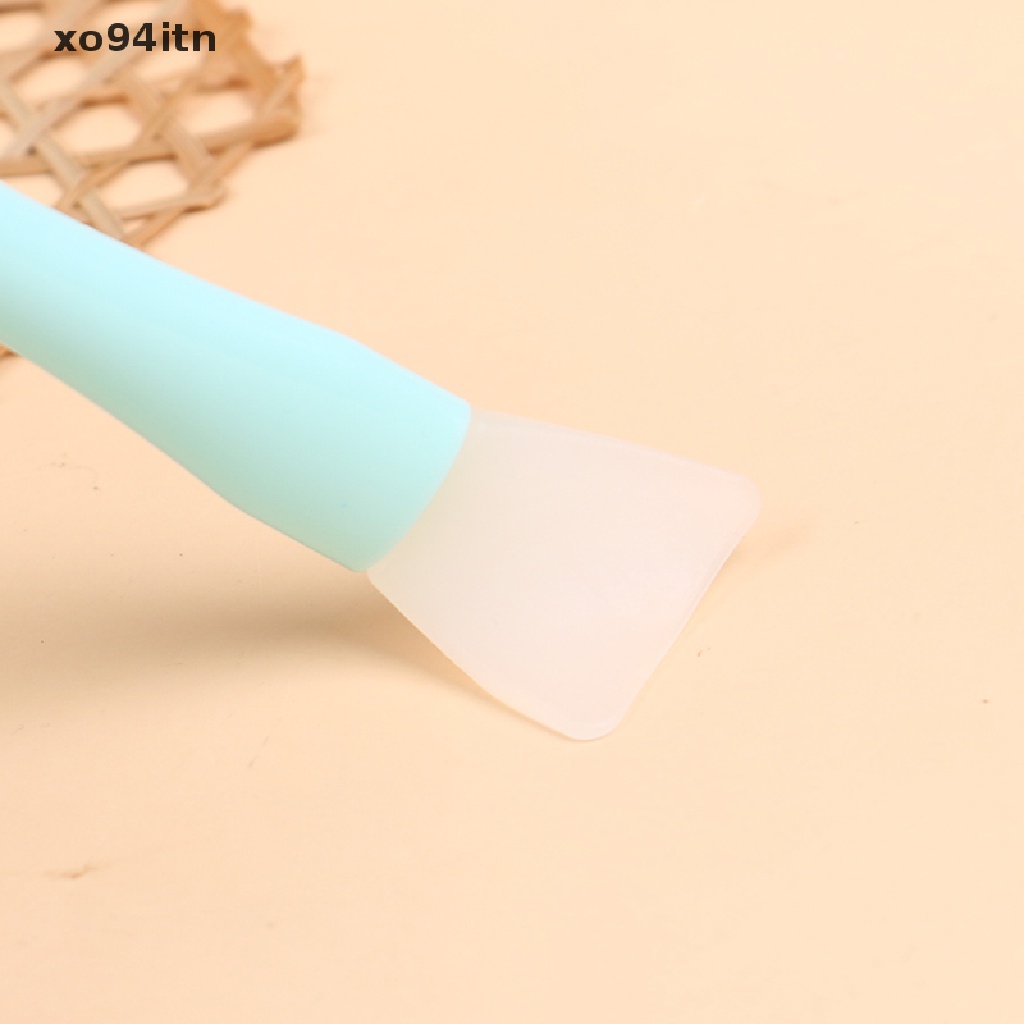 Cọ Silicone Tự Phết Mặt Nạ Tiện Dụng