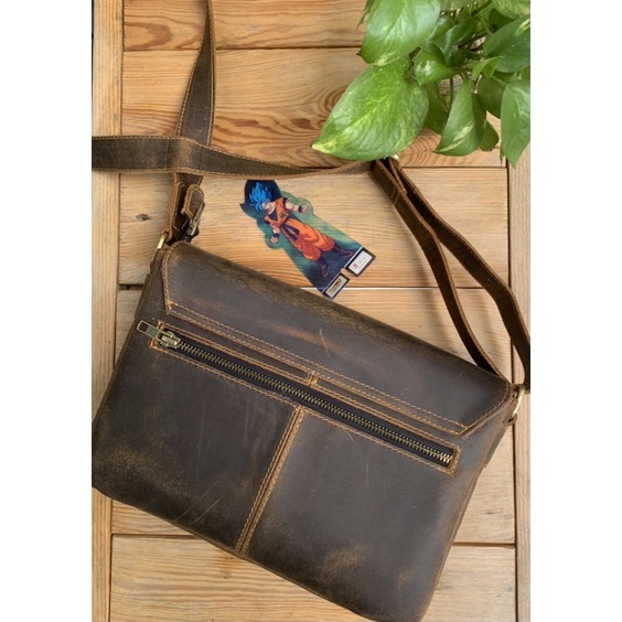 Túi đeo chéo Da bò sáp ngựa điên BF108 Da bò thật thời trang nam