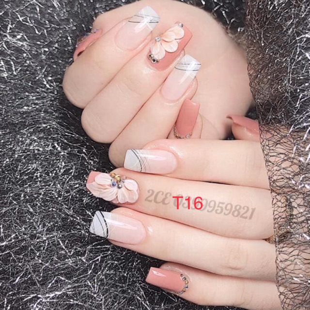 T16 Móng tay giả thiết kế - Nail Box thiết kế kèm keo