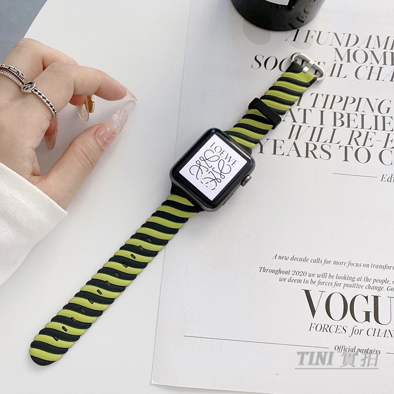 Dây đeo silicon thích hợp cho Apple Watch Series IWatch 7 / 6 / 5 / 4 / 3 /SE 44mm / 40mm / 42mm / 38mm /41mm / 45mm