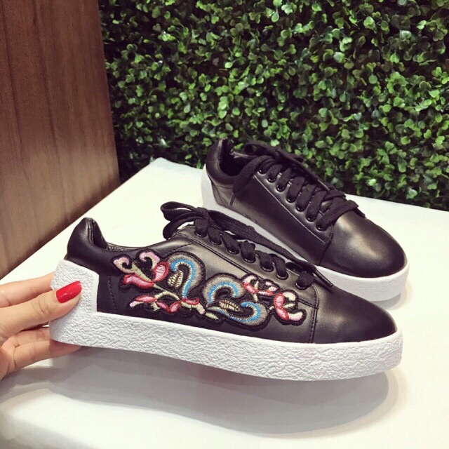 Slip-on êm chân | BigBuy360 - bigbuy360.vn