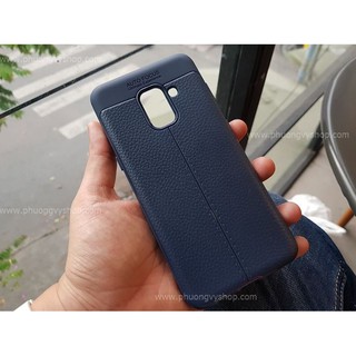 Ốp lưng silicon vân da, chống sốc auto focus galaxy a8 2018